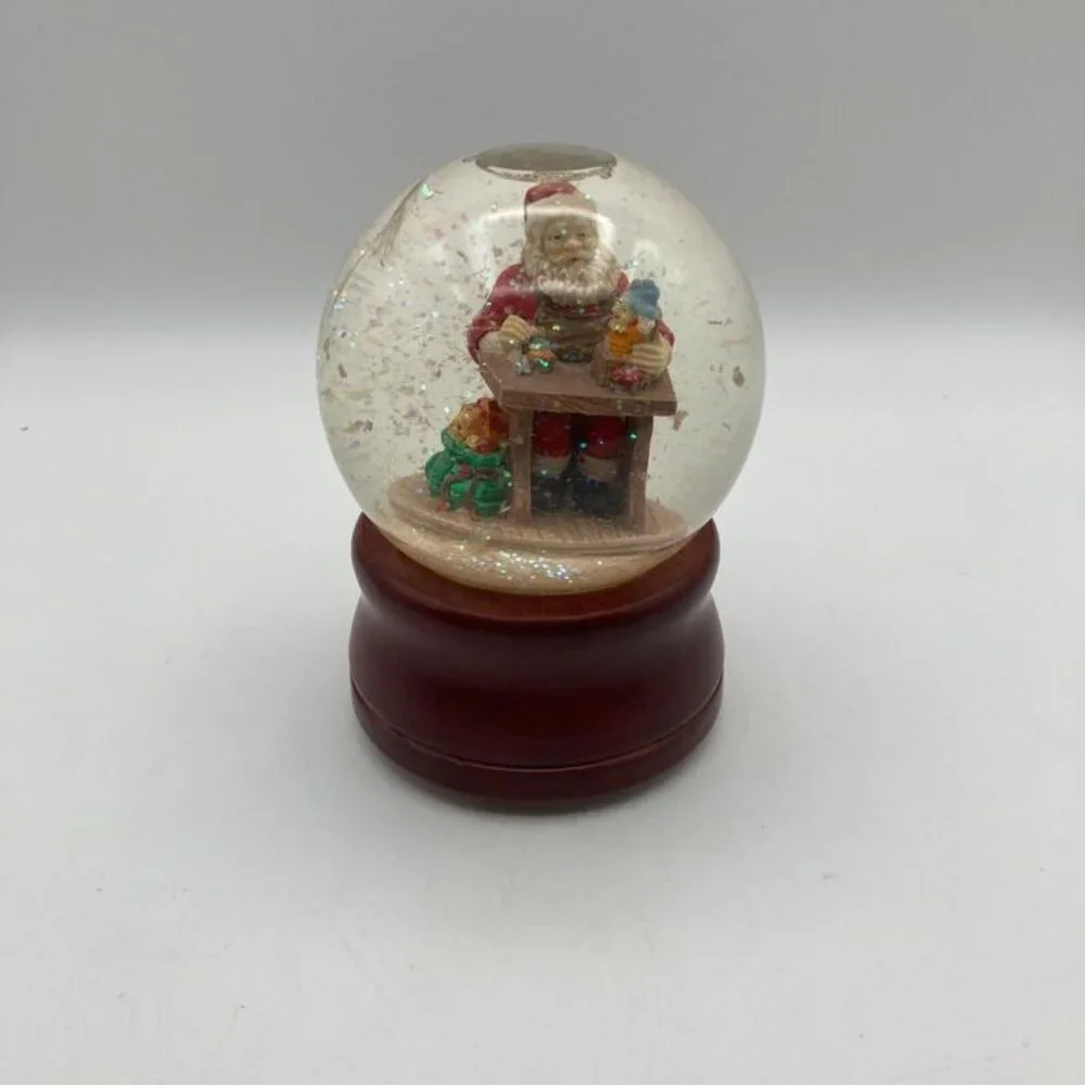 Vintage Silvestri Santa At Workbench Musical Snow Globe 1991